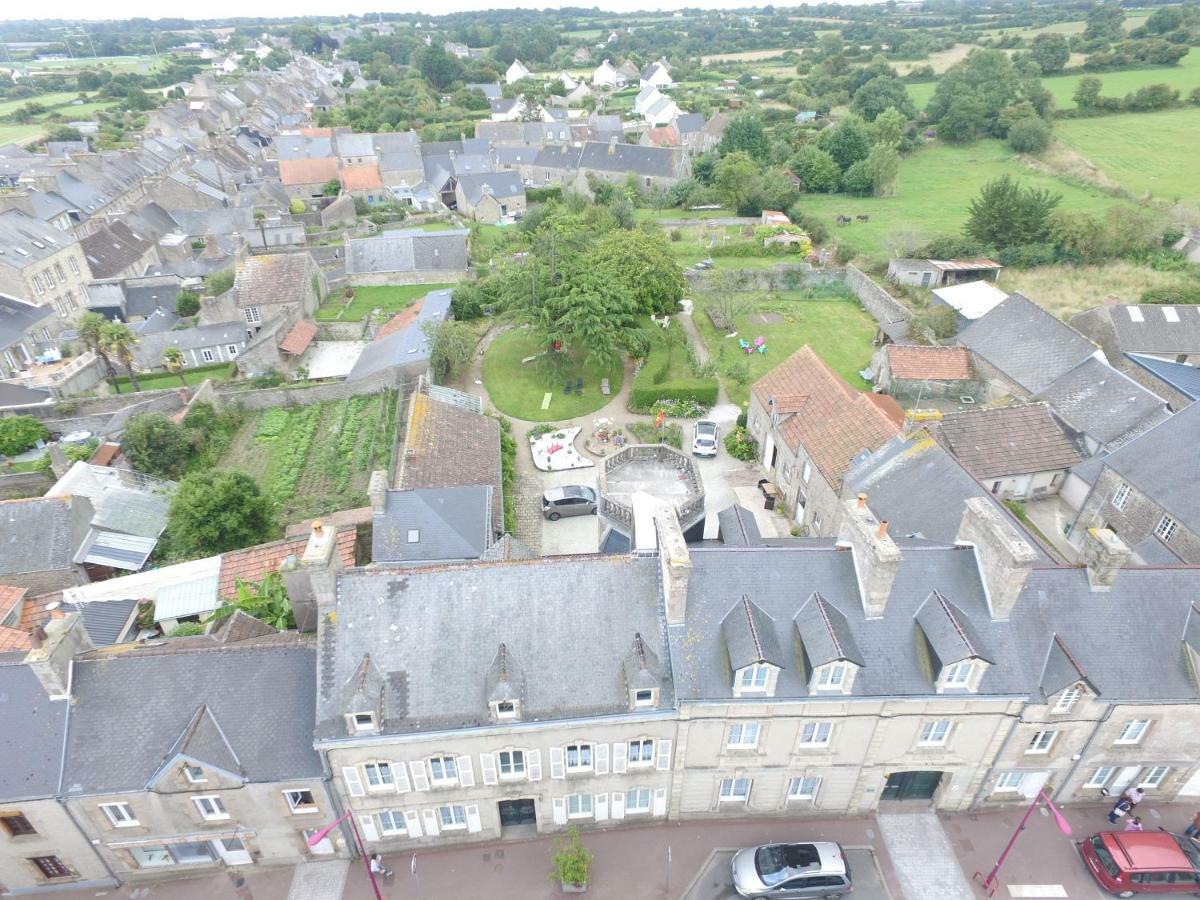 La Tourelle En Normandie Saint-Pierre-Eglise Exterior photo