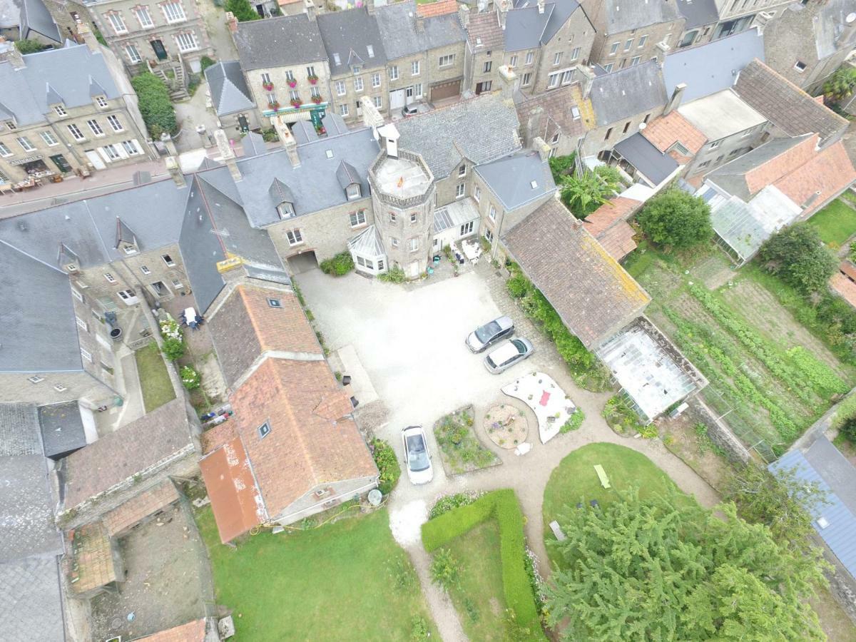 La Tourelle En Normandie Saint-Pierre-Eglise Exterior photo